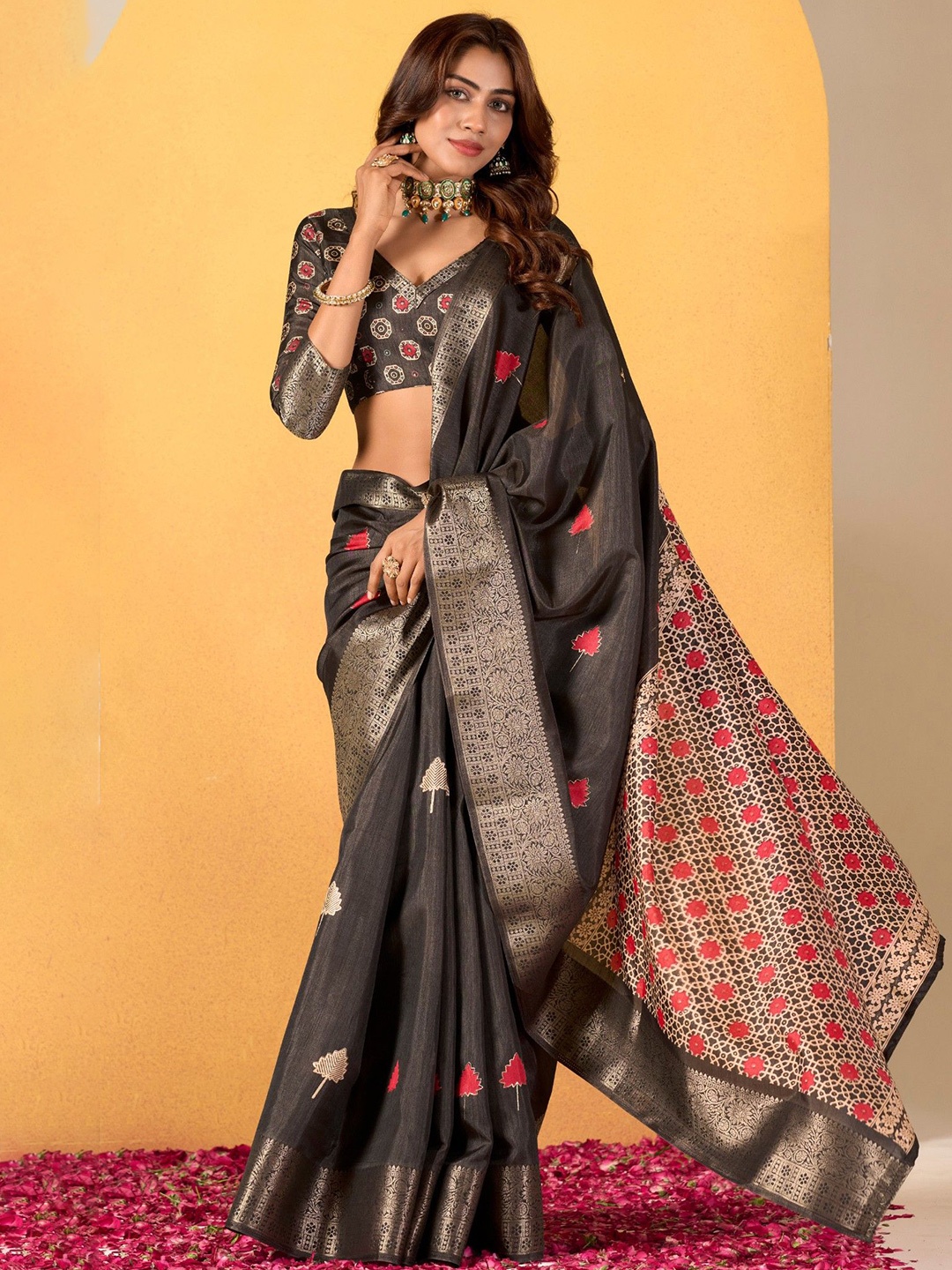 

MySilkLove Printed Floral Zari Saree, Black
