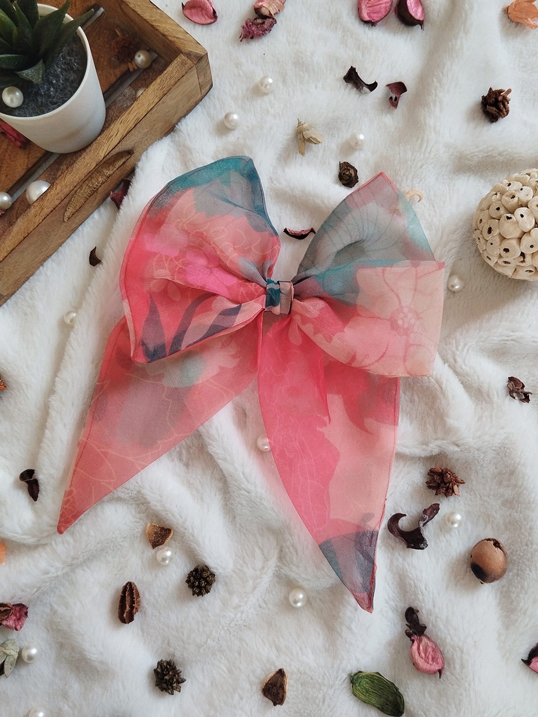 

LABEL KANUPRIYA Women FloralHair Bow Clip, Pink