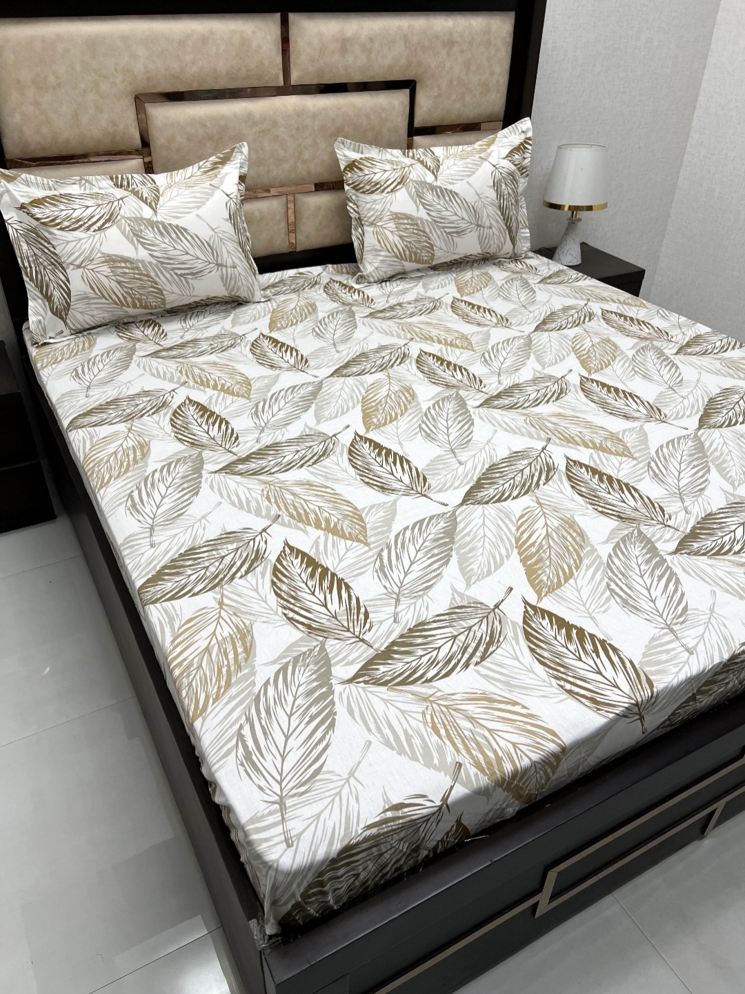 

Pure Decor White & Brown Floral 300 TC King Bedsheet with 2 Pillow Covers