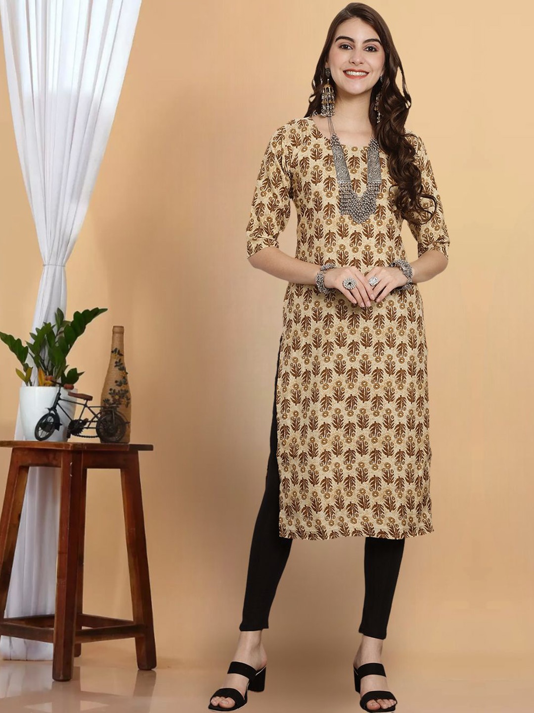 

7Threads Floral Printed Straight Kurta, Brown