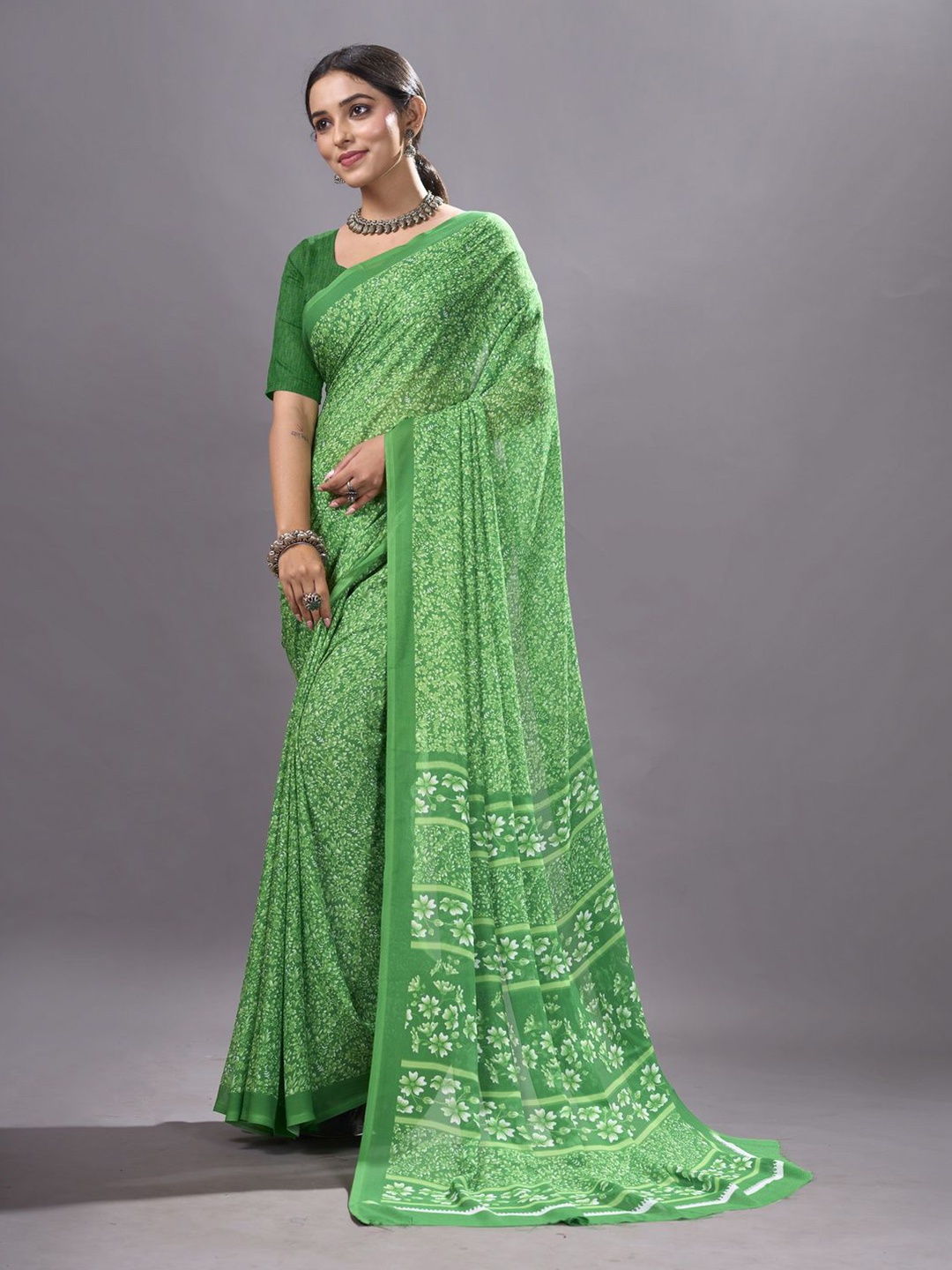 

NIRMAL CREATION Floral Poly Georgette Saree, Green