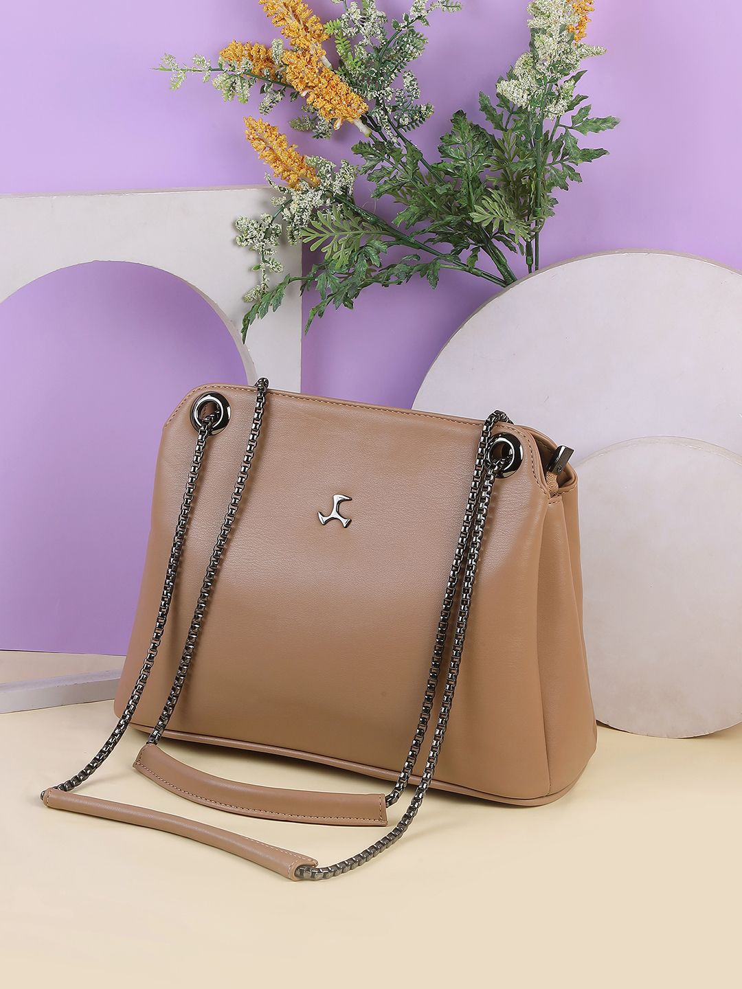 

Mochi Bucket Shoulder Bag with Tasselled, Beige
