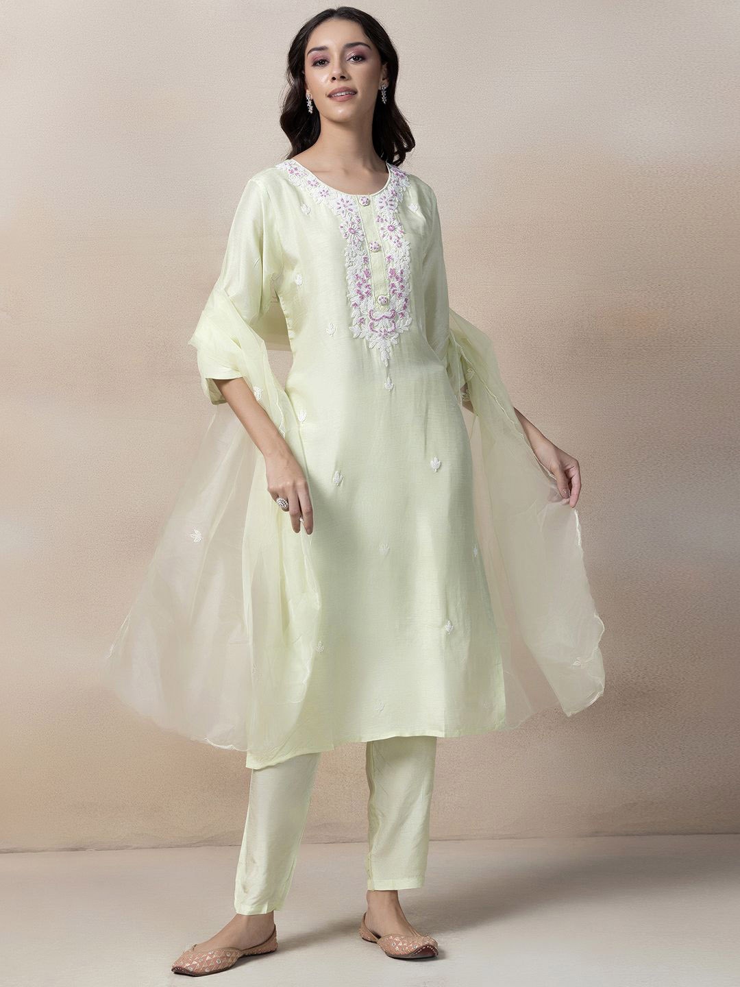 

Rang by Indya Women Ethnic Motifs Embroidered Regular Thread Work Kurta with Trousers & With Dupatta, Yellow