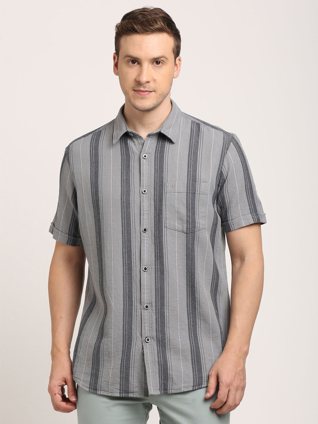 

Indian Terrain Men Classic Spread Collar Striped Cotton Casual Shirt, Grey