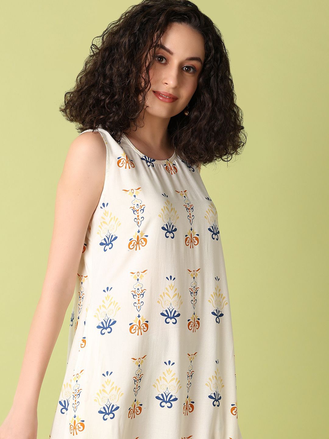 

UNLIMITED Floral Print A-Line Dress, Off white