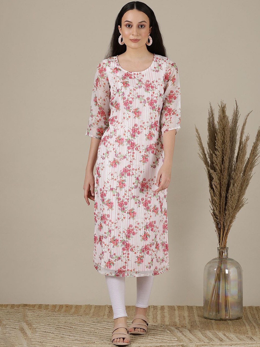 

AURELIA Women Floral Printed Keyhole Neck Flared Sleeves Kurta, White