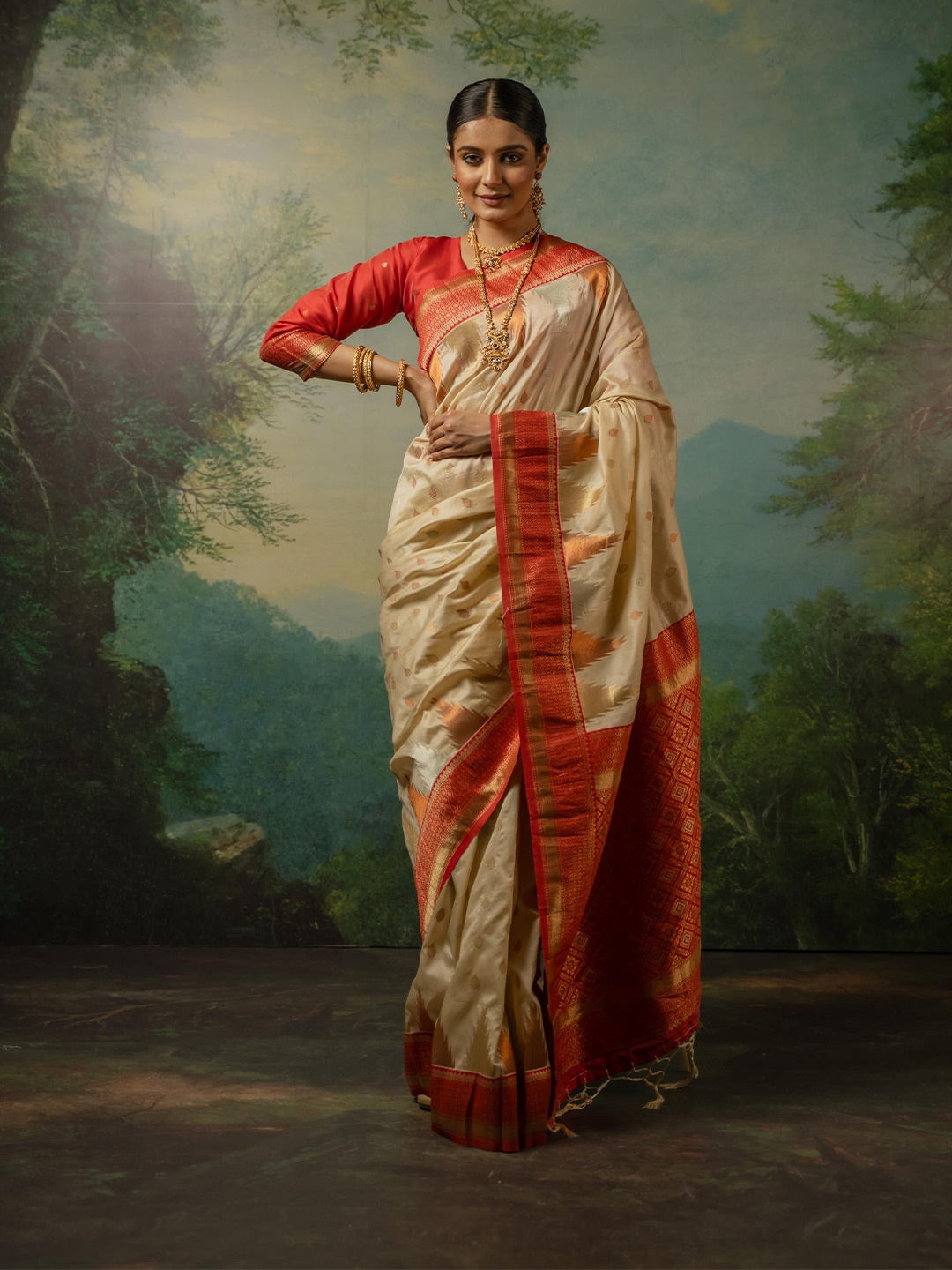 

Dori Woven Design Silk Blend Banarasi Saree, Cream