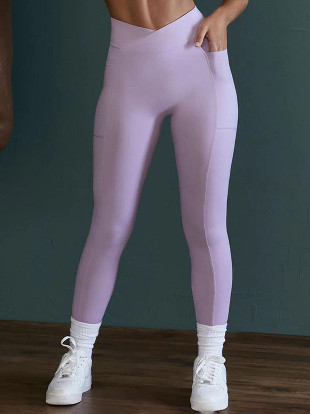 

LULU & SKY Slim-Fit Sports Tights, Purple