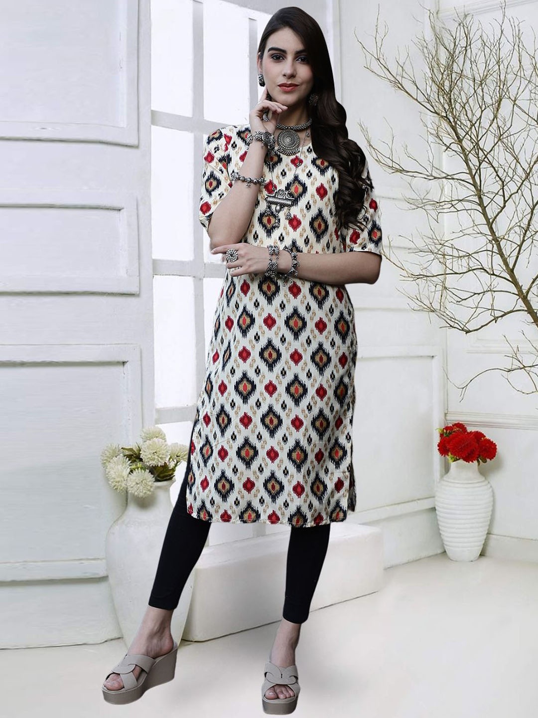

7Threads Geometric Printed Round Neck Straight Kurta, White