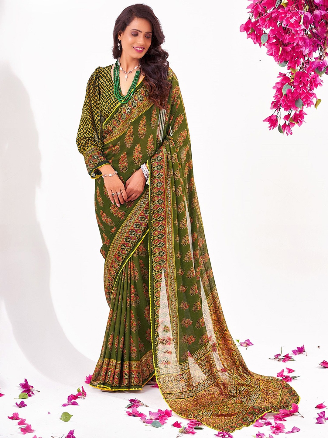 

Mitera Printed Ethnic Motifs Sequinned Poly Chiffon Saree, Green