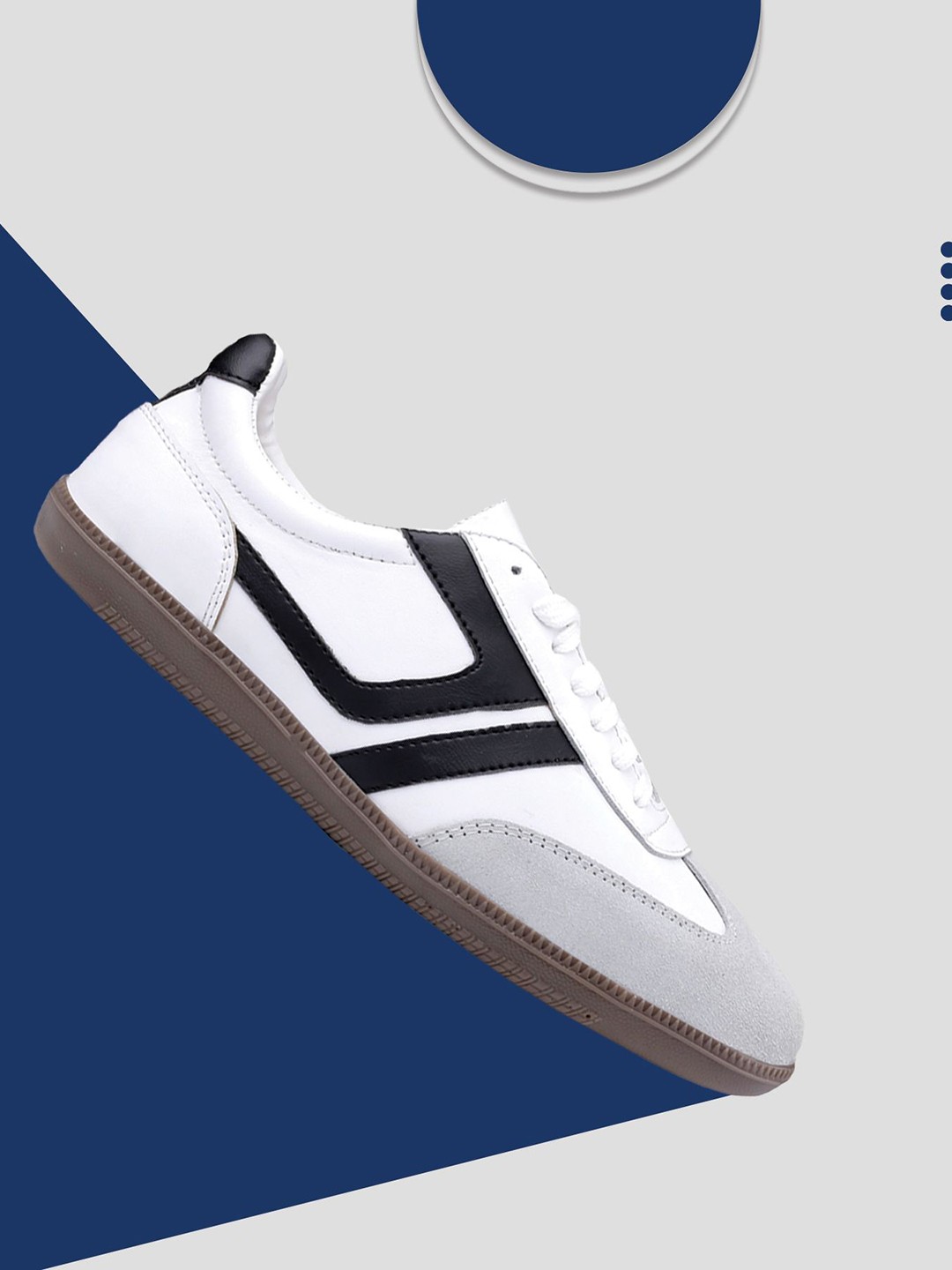 

Bxxy Men Striped Sneakers, Blue