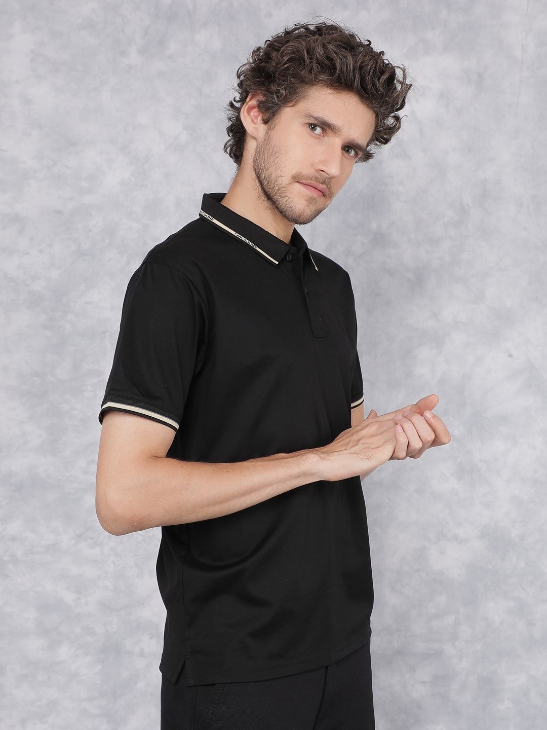 

Crimsoune Club Men Polo Collar Pockets Slim Fit T-shirt, Black