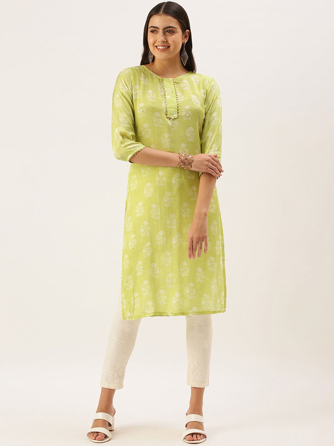 

HRITIKA Women Keyhole Neck Flared Sleeves Handloom Kurta, Green