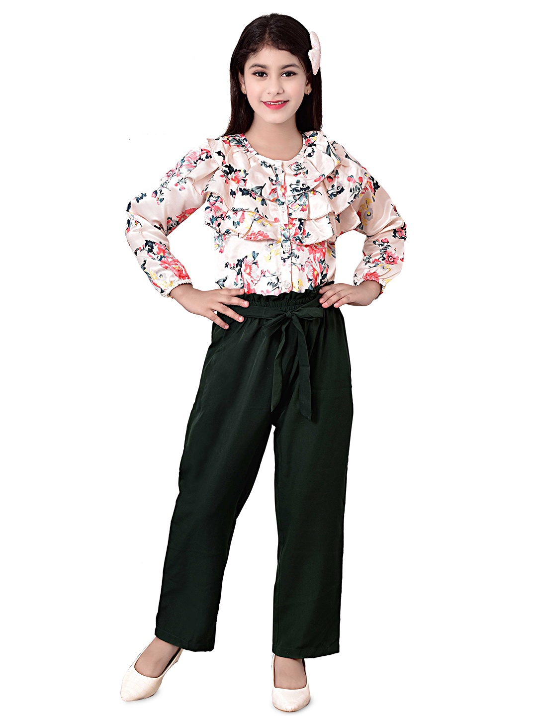 

Arshia Fashions Girls Printed Top with Trousers, Green