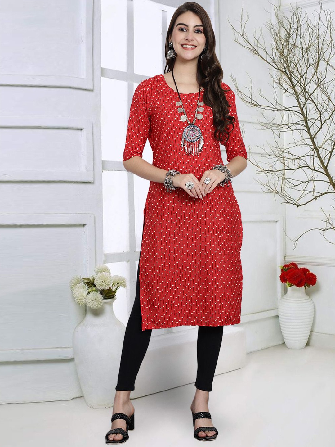 

7Threads Geometric Printed Round Neck Straight Kurta, Orange