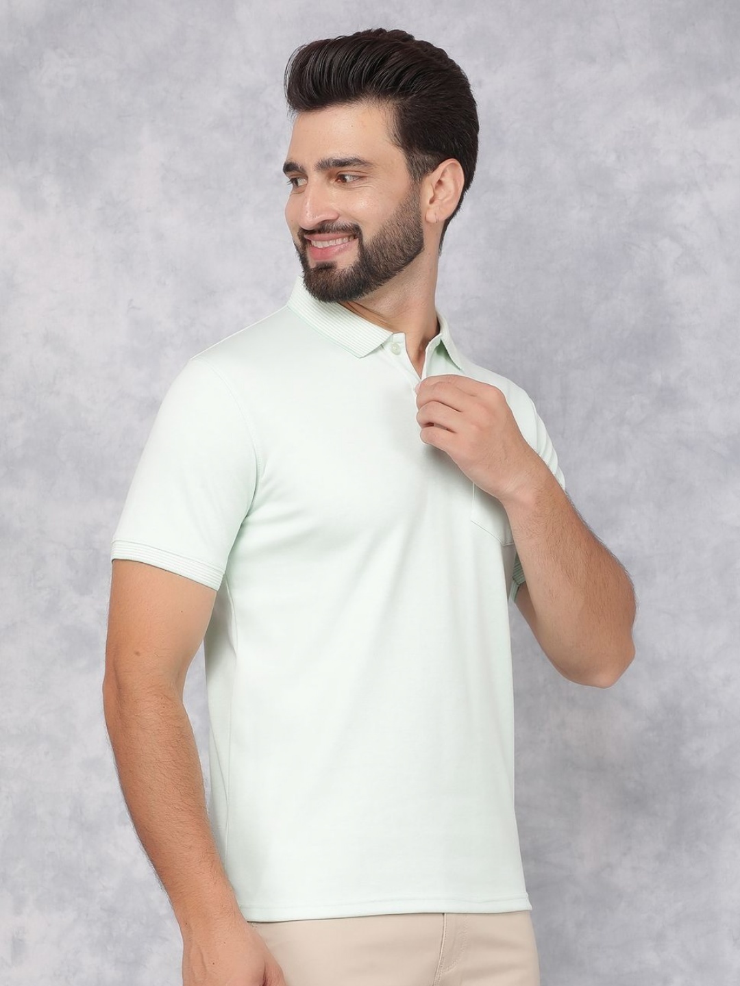 

Crimsoune Club Men Polo Collar Raw Edge Slim Fit T-shirt, Green