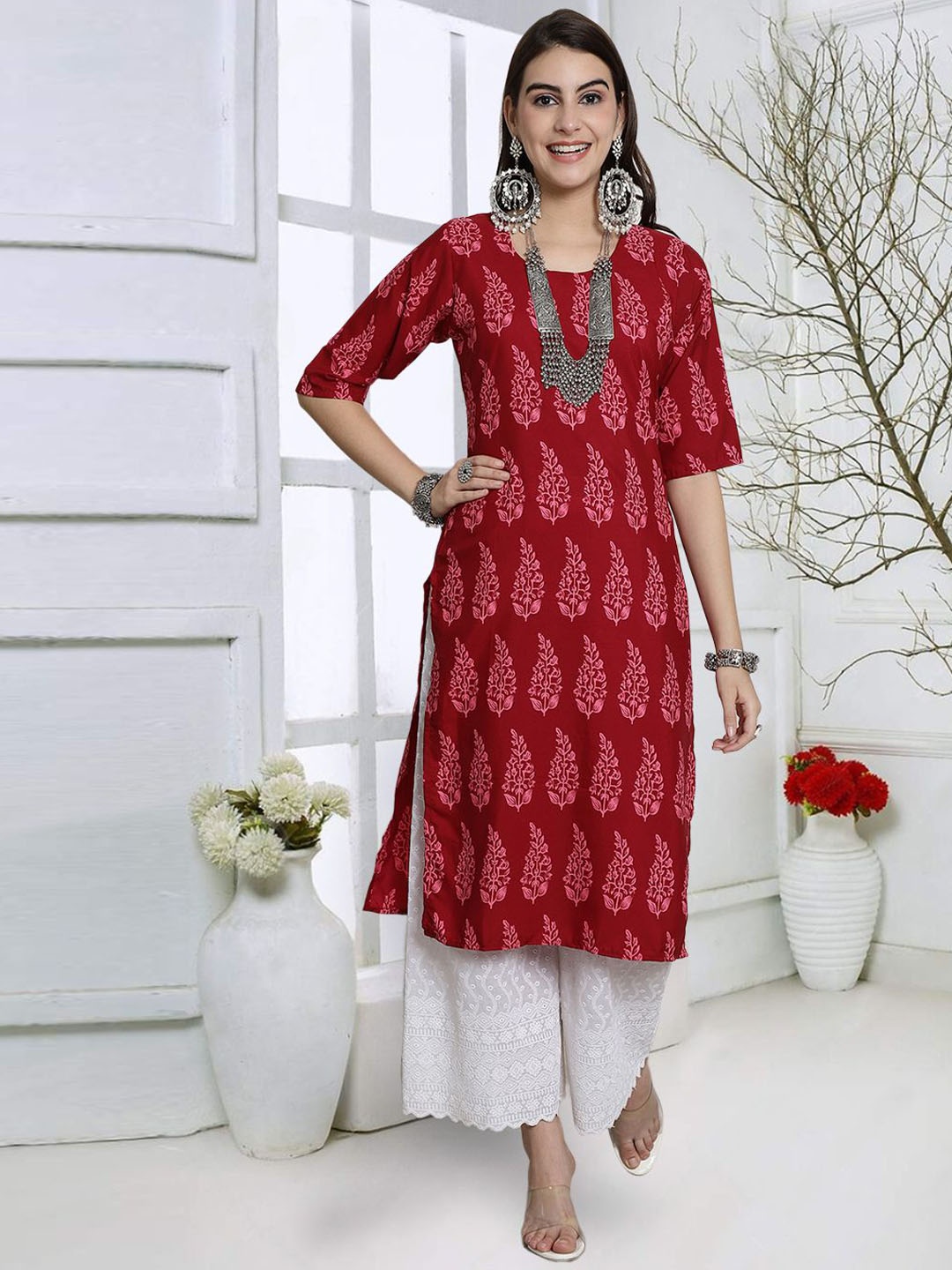 

KALINI Paisley Printed Round Neck Straight Kurta, Red