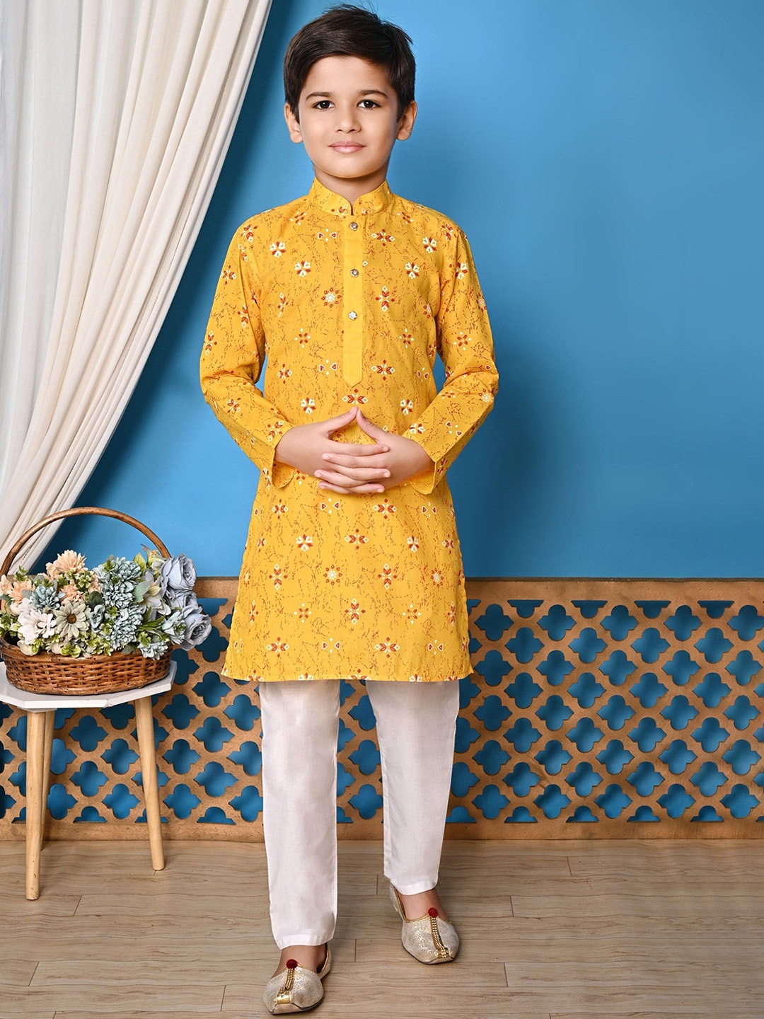 

BAESD Boys Printed Regular Pure Cotton Kurta with Pyjamas, Yellow