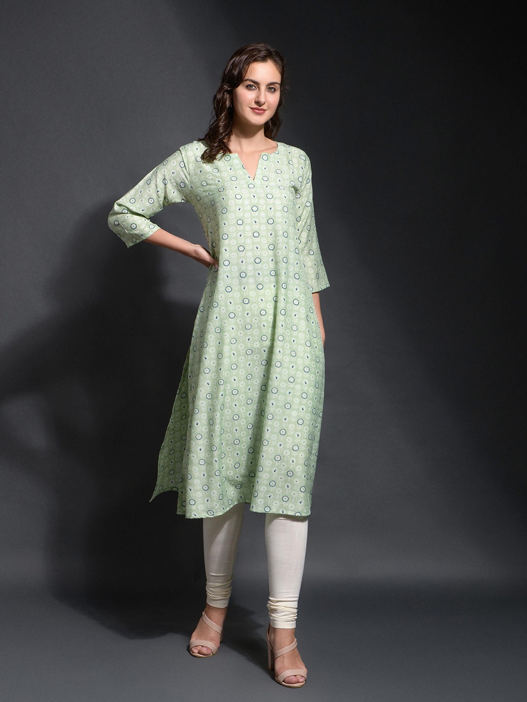 

SAZRIKA Printed Straight Kurta, Green