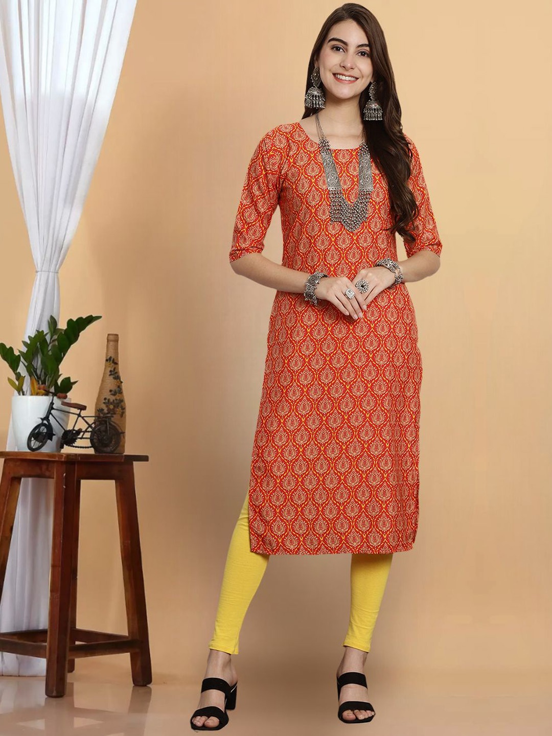 

7Threads Ethnic Motifs Printed Round Neck Crepe Straight Kurta, Orange