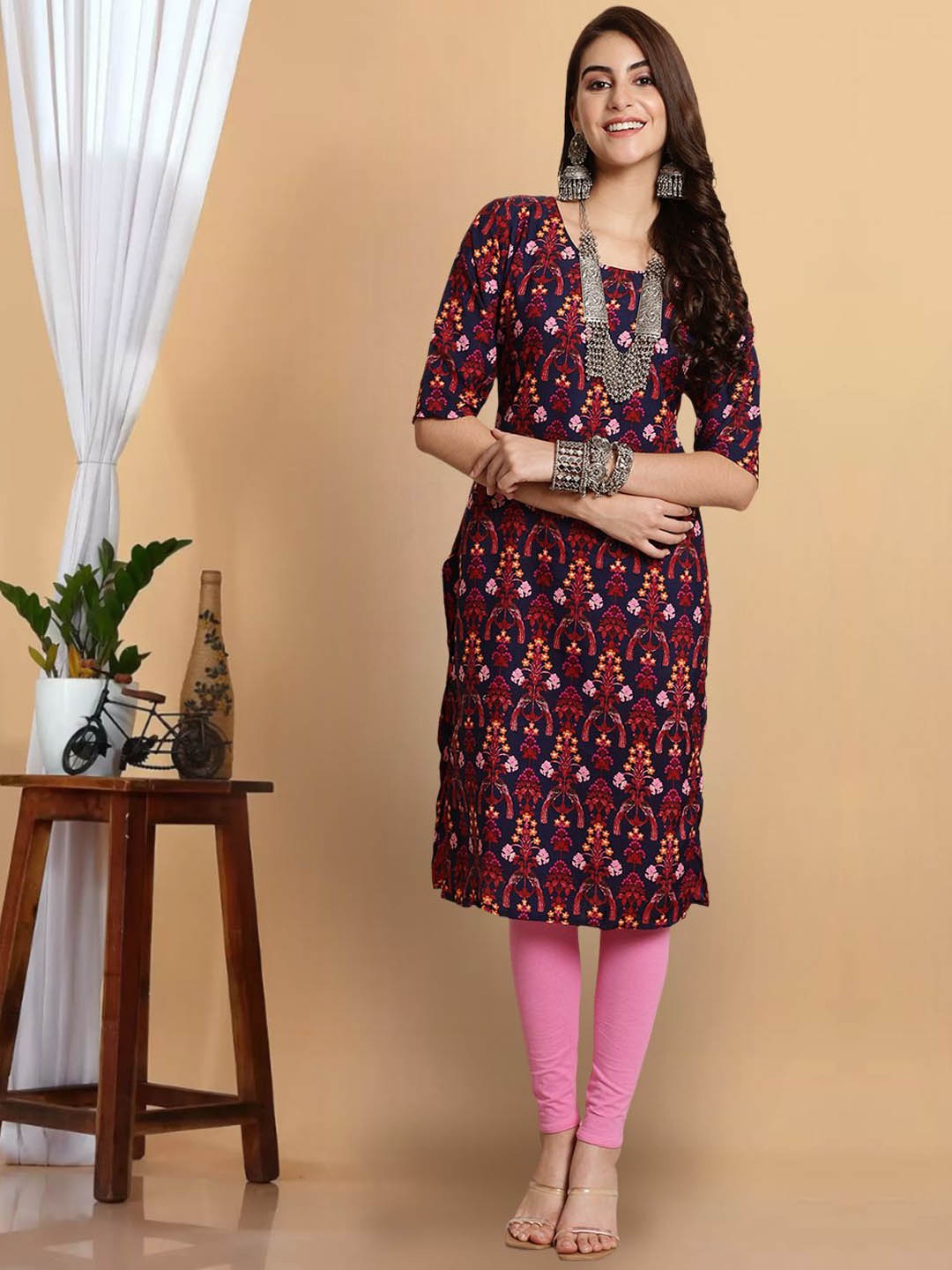 

7Threads Floral Printed Round Neck Straight Kurta, Navy blue