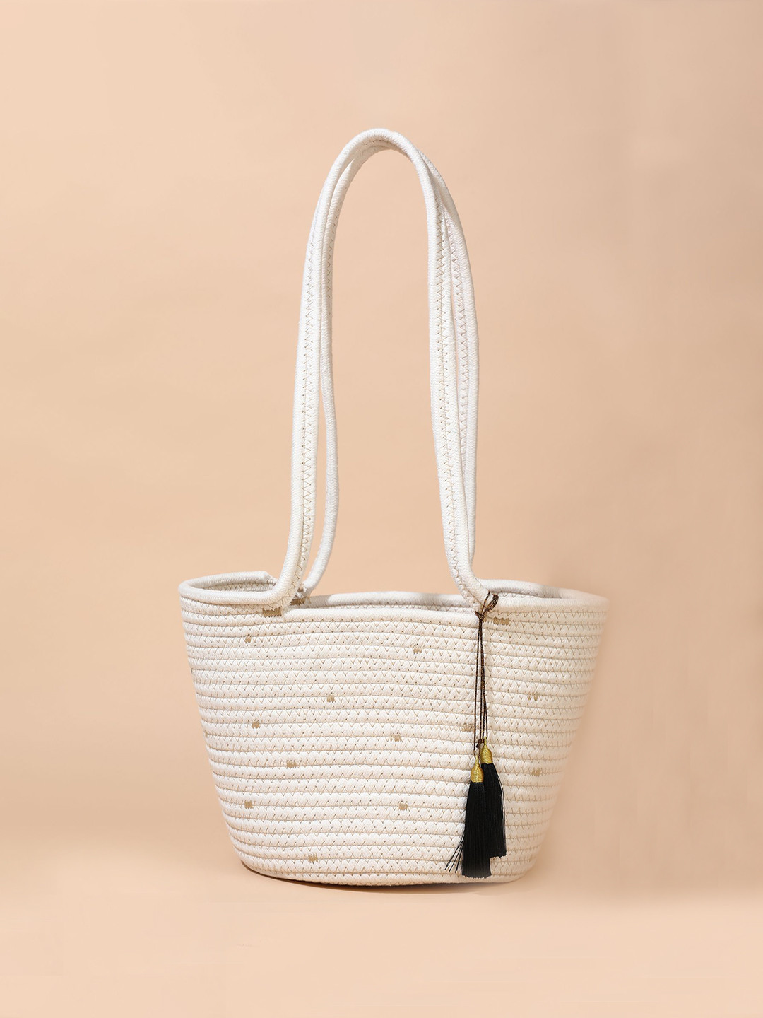 

LULU & SKY Bucket Handheld Bag with Tasselled, White