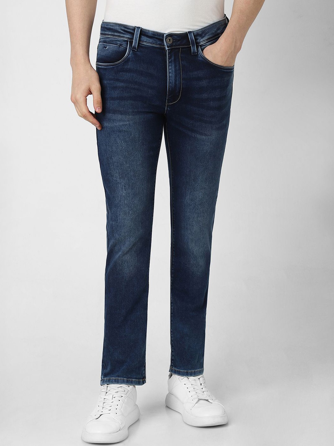

VAN HEUSEN DENIM LABS Men Slim Fit Light Fade Jeans, Navy blue