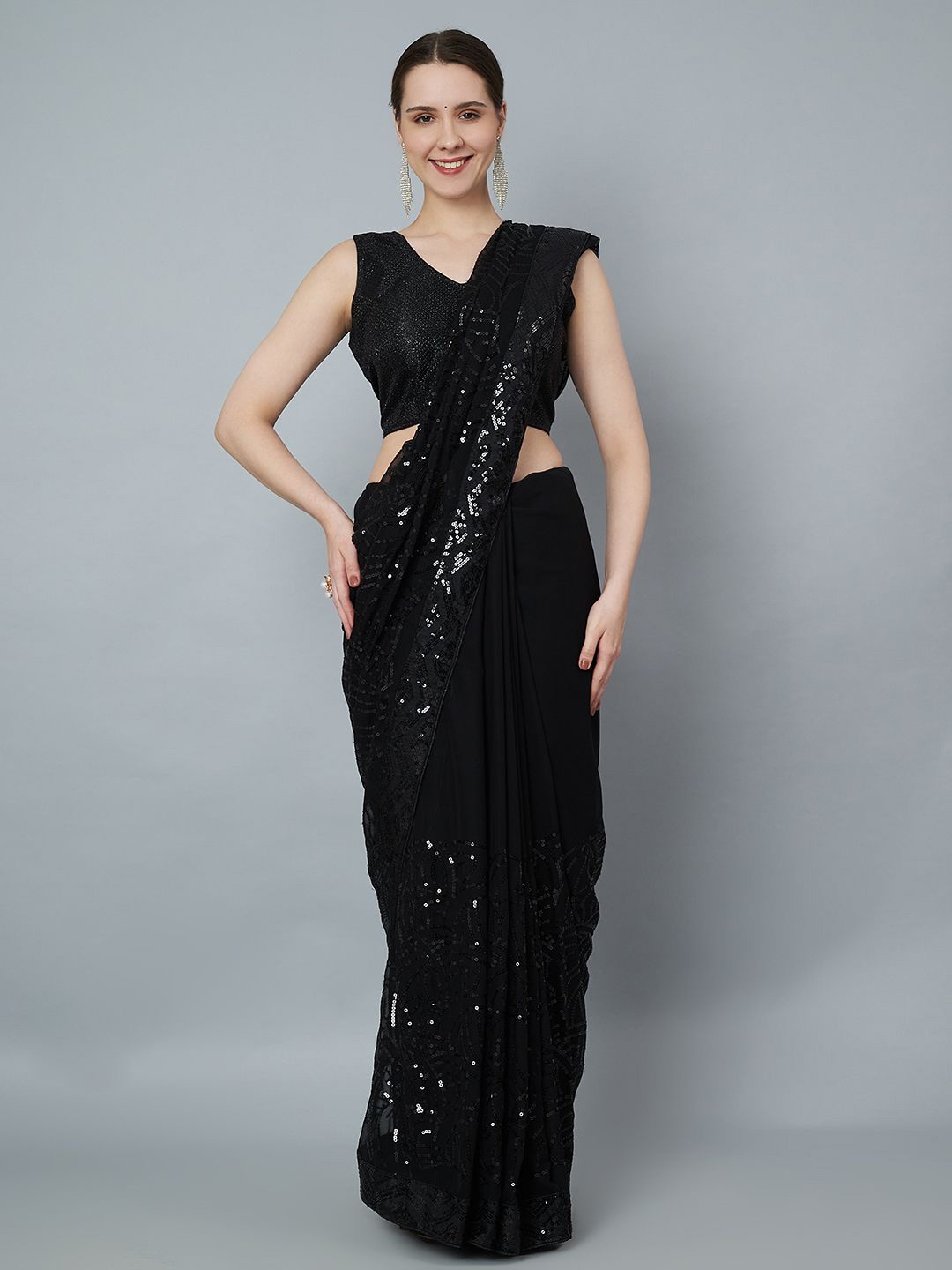 

FEBO FASHION Embellished Sequinned Poly Georgette Saree, Black