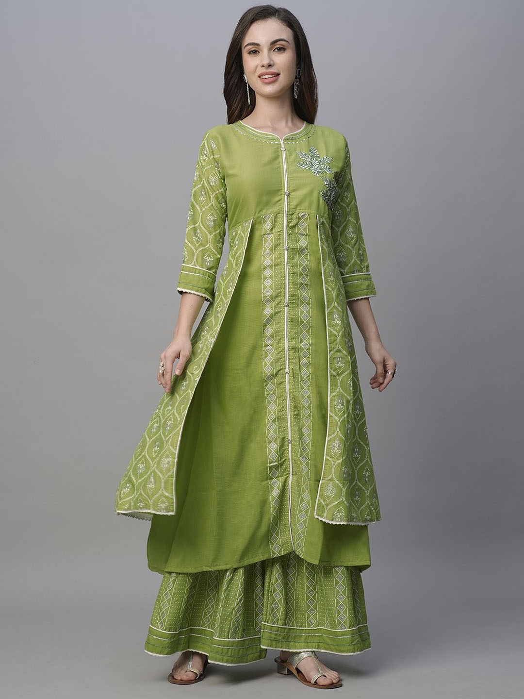 

KALINI Women Floral Printed Regular Pure Cotton Kurta with Palazzos, Green