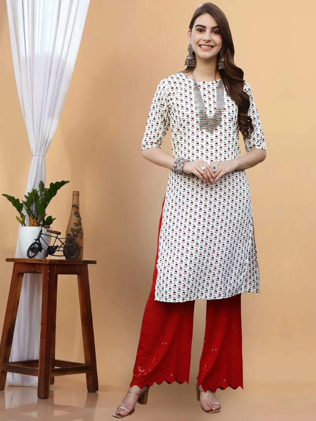 

7Threads Floral Printed Round Neck Straight Kurta, White