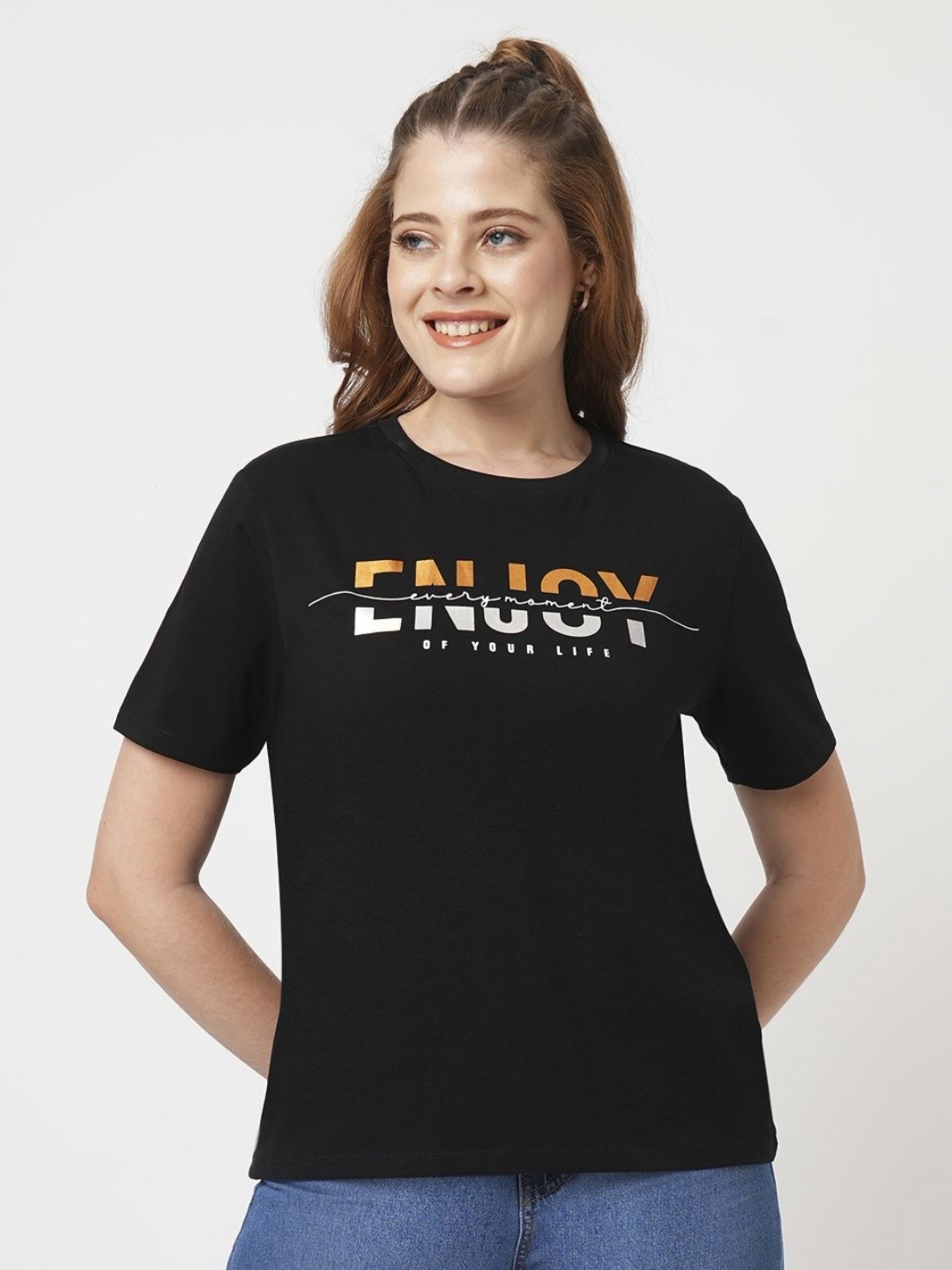 

Kraus Jeans Women Typography Printed Applique Slim Fit T-shirt, Black