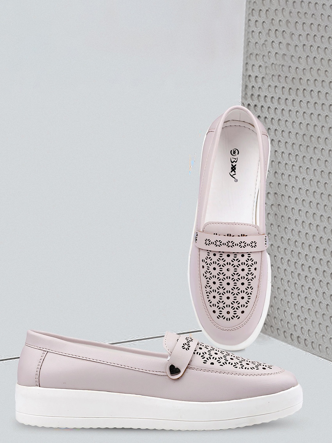 

Bxxy Women Slip-On Sneakers, Pink