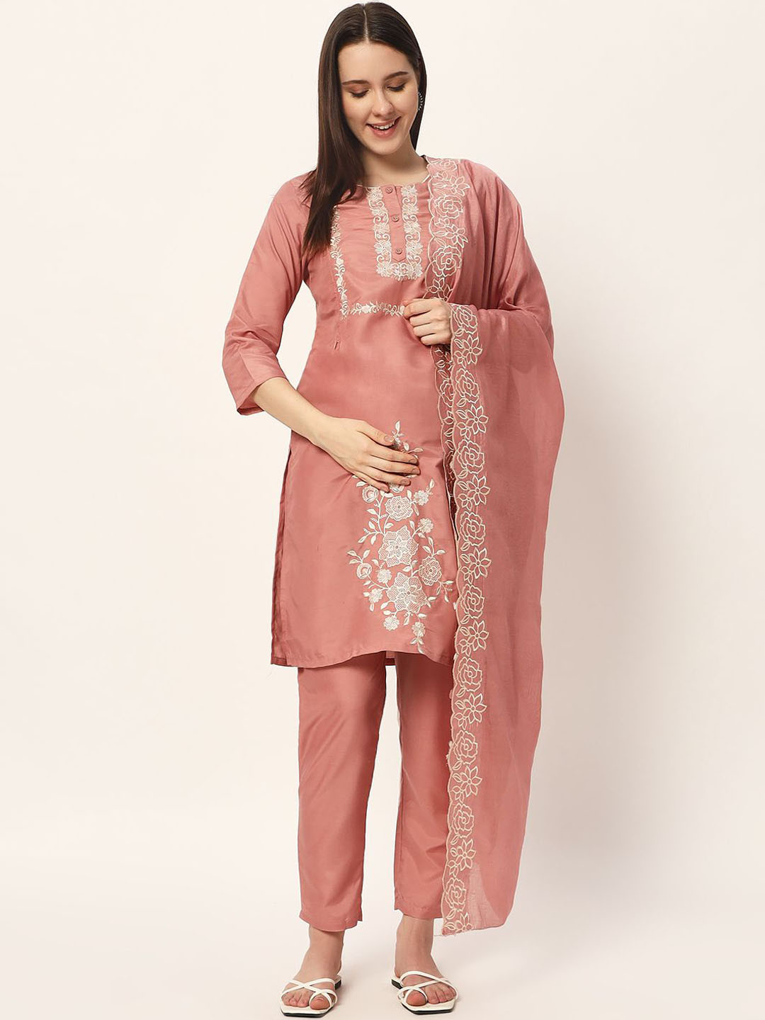 

mumzhug Women Floral Embroidered Regular Thread Work Pure Cotton Kurta with Trousers & With Dupatta, Peach