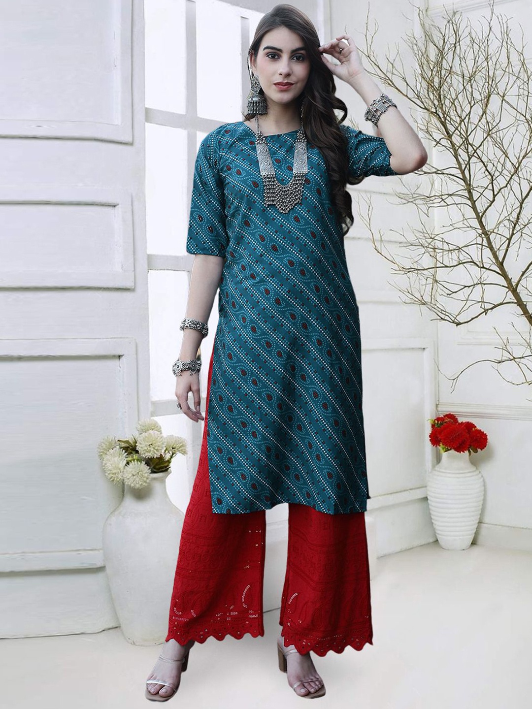 

KALINI Bandhani Printed Round Neck Straight Kurta, Green