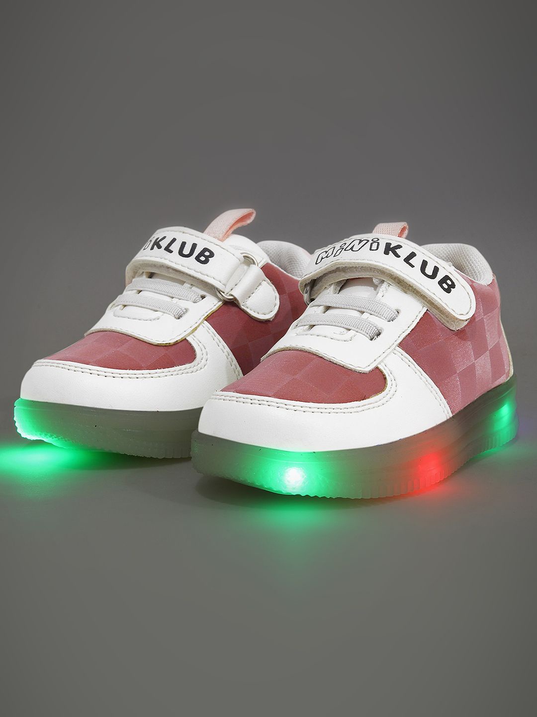 

MINI KLUB Girls Colourblocked PU Sneakers, White