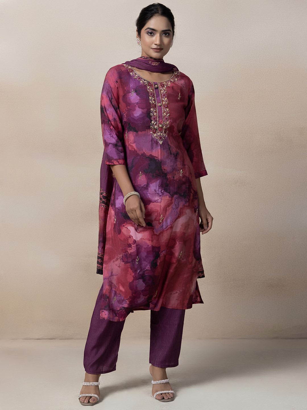 

Rang by Indya Women Floral Yoke Design Regular Thread Work Kurta with Trousers & With Dupatta, Purple