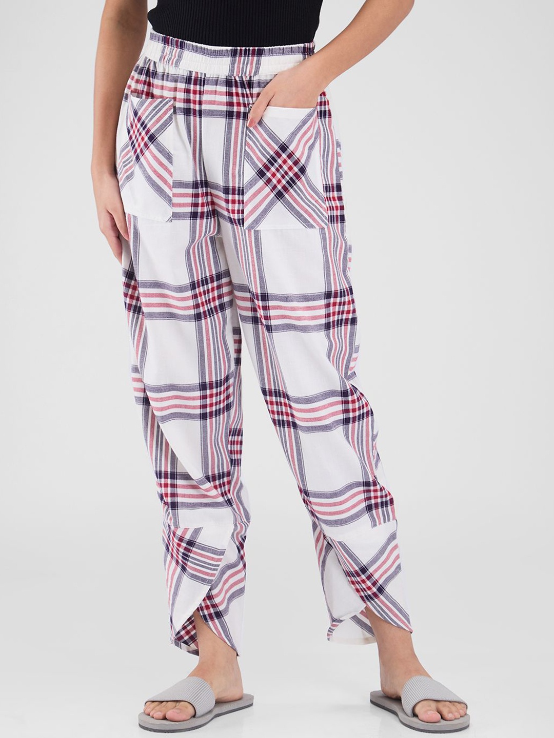 

Mystere Paris Checked Cotton Lounge Pants, White