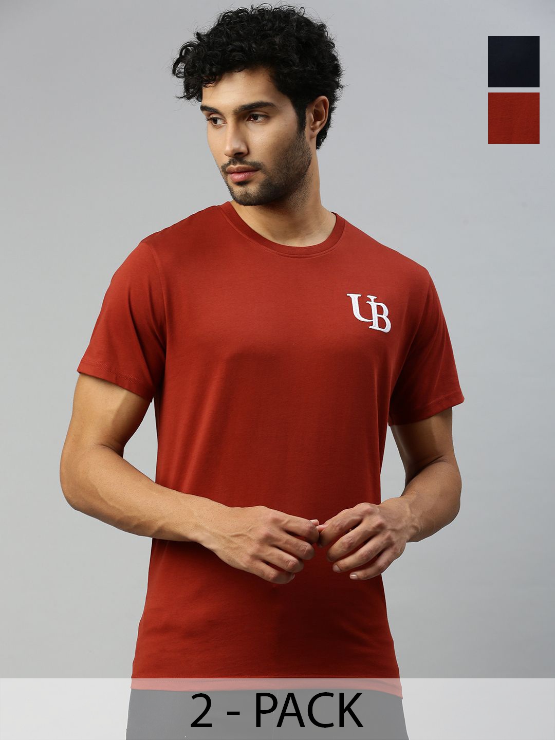 

Unibro Men 2 Colourblocked Applique T-shirt, Maroon