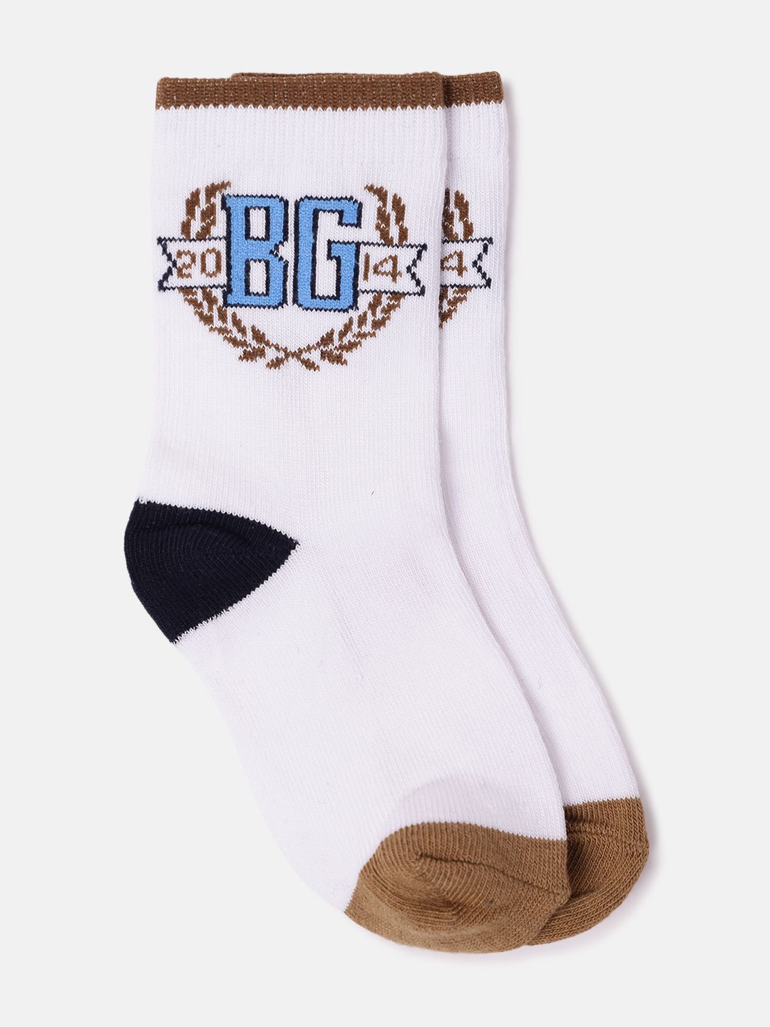 

Blue Giraffe Boys Patterned Above Ankle Length Socks, White