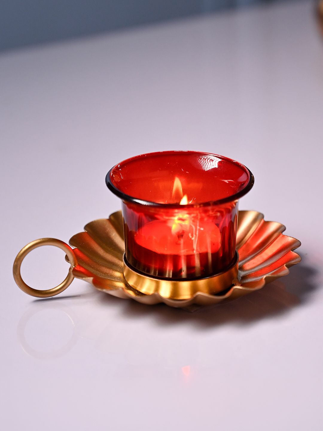

MARKET99 Red & Gold-Toned Set of 2 Candle Holder