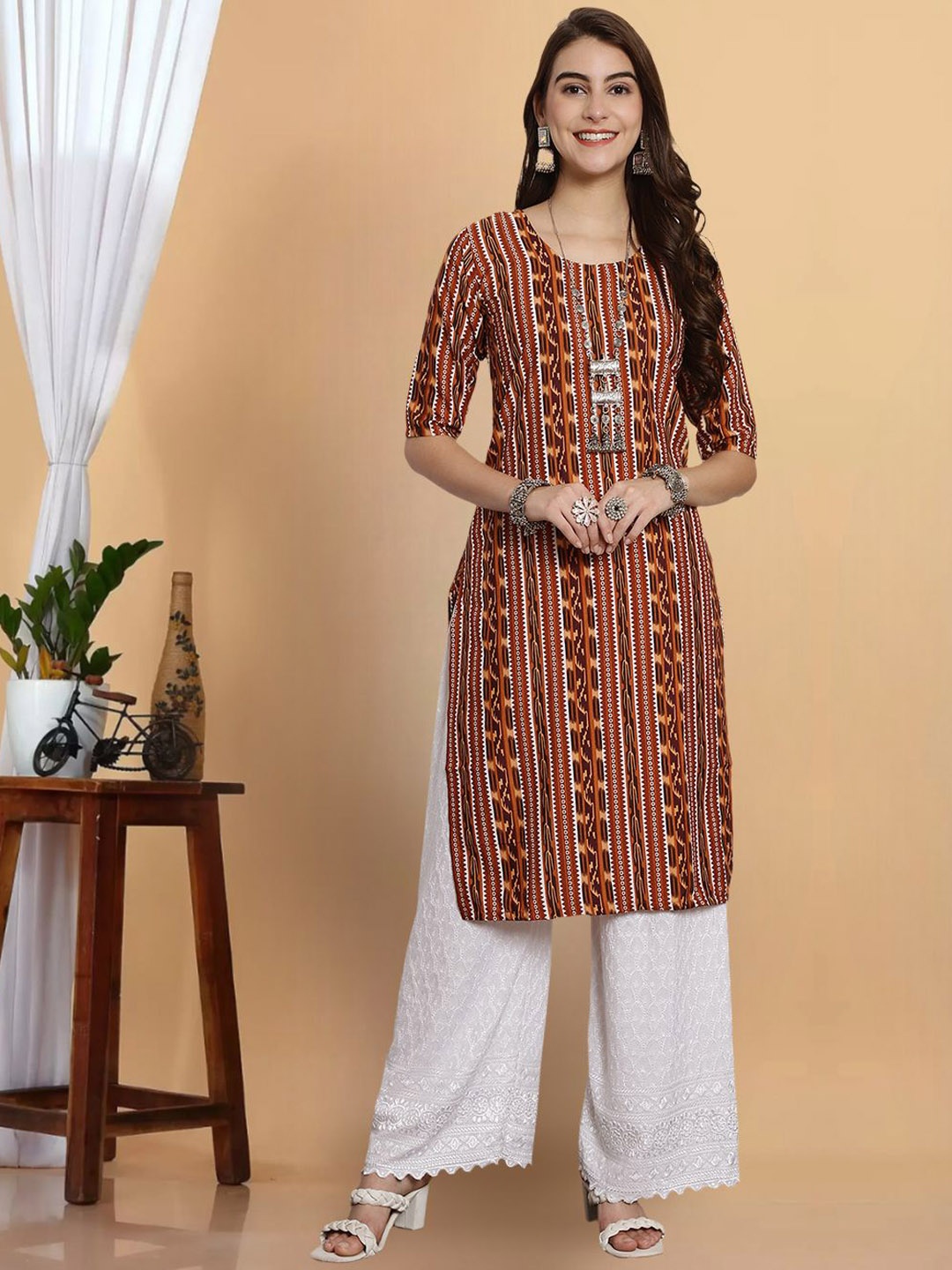 

7Threads Ethnic Motifs Printed Straight Kurta, Brown