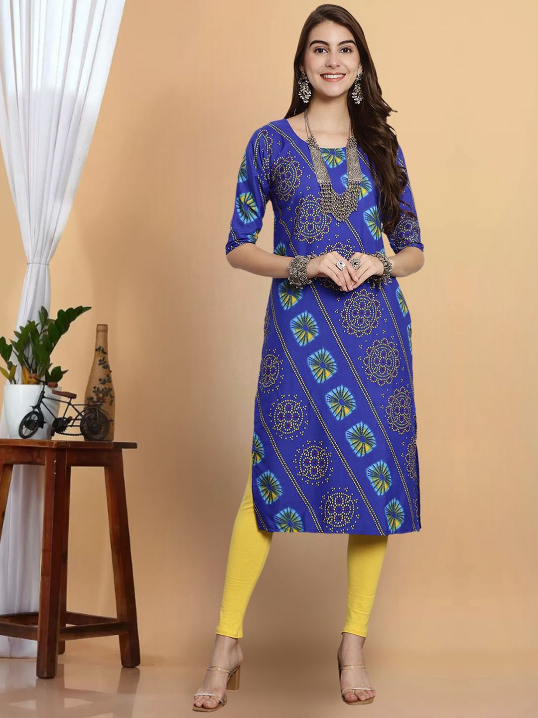 

7Threads Bandhani Printed Round Neck Straight Kurta, Blue
