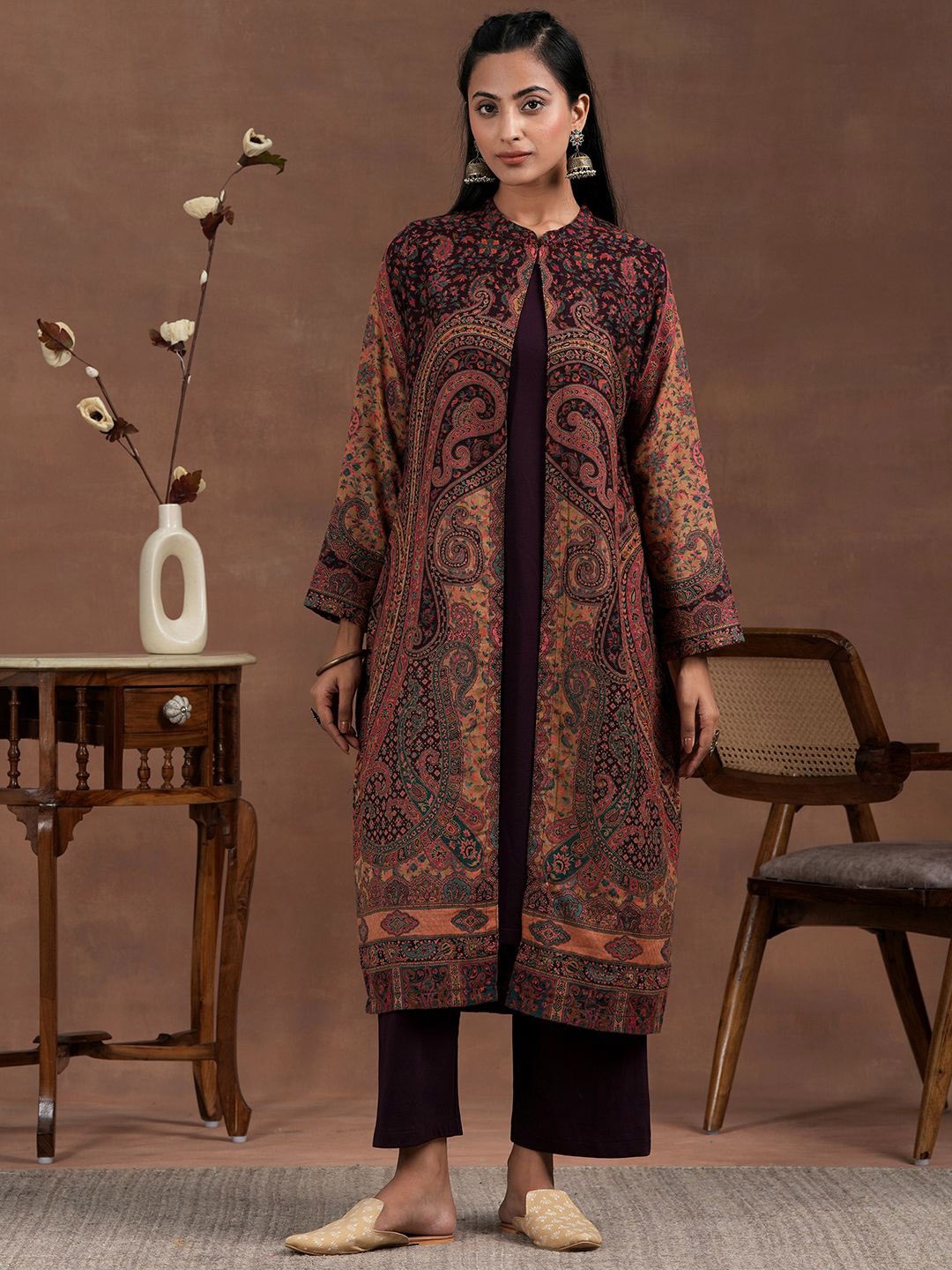 

Libas Women Ethnic Motifs Printed Regular Thread Work Kurta with Trousers, Burgundy
