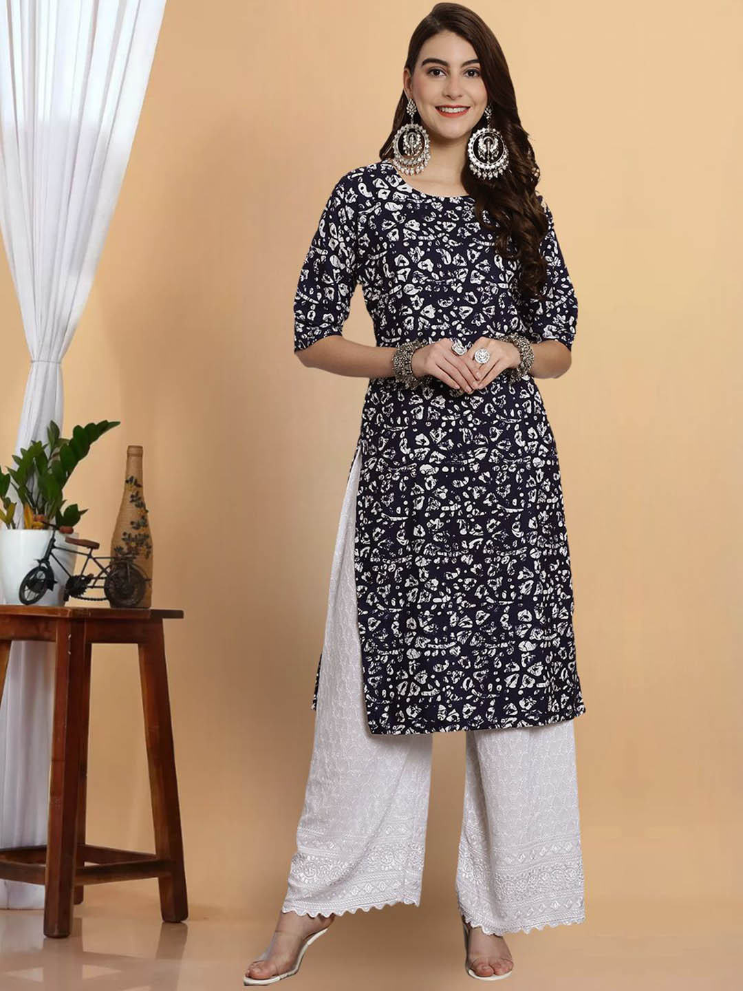 

7Threads Abstract Printed Straight Kurta, Navy blue