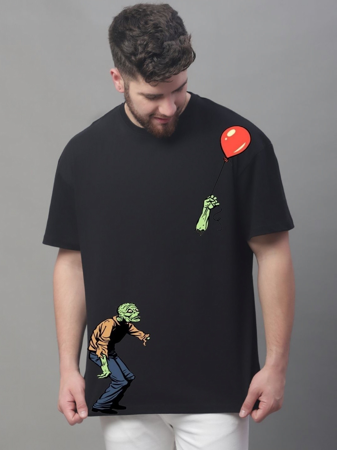 

DOOR74 Men Printed Drop-Shoulder Sleeves T-shirt, Black