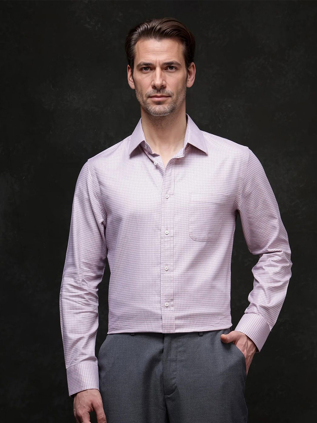 

RARE RABBIT Men Comfort Spread Collar Textured Solid Cotton Formal Shirt, Pink