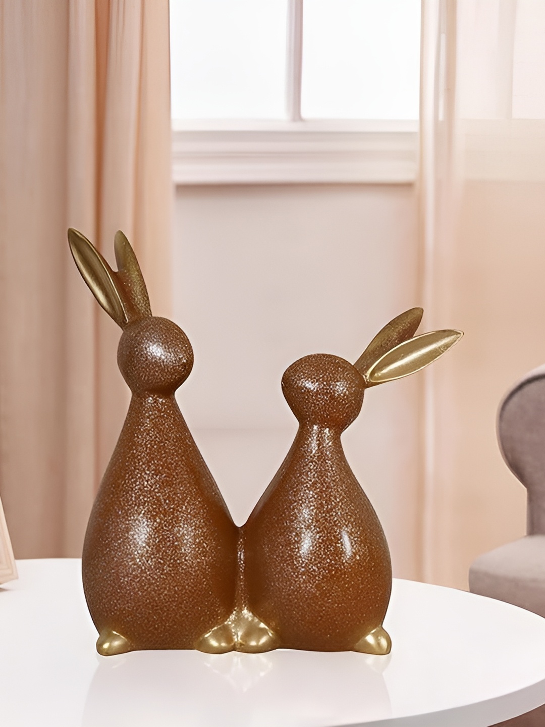 

Zart Camel Brown Idol Showpiece