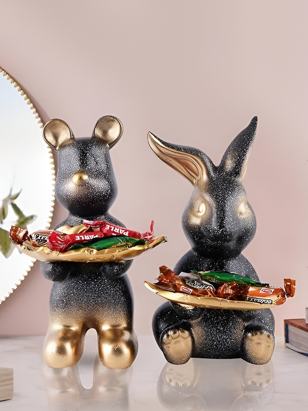 

Zart Black Idol Showpiece
