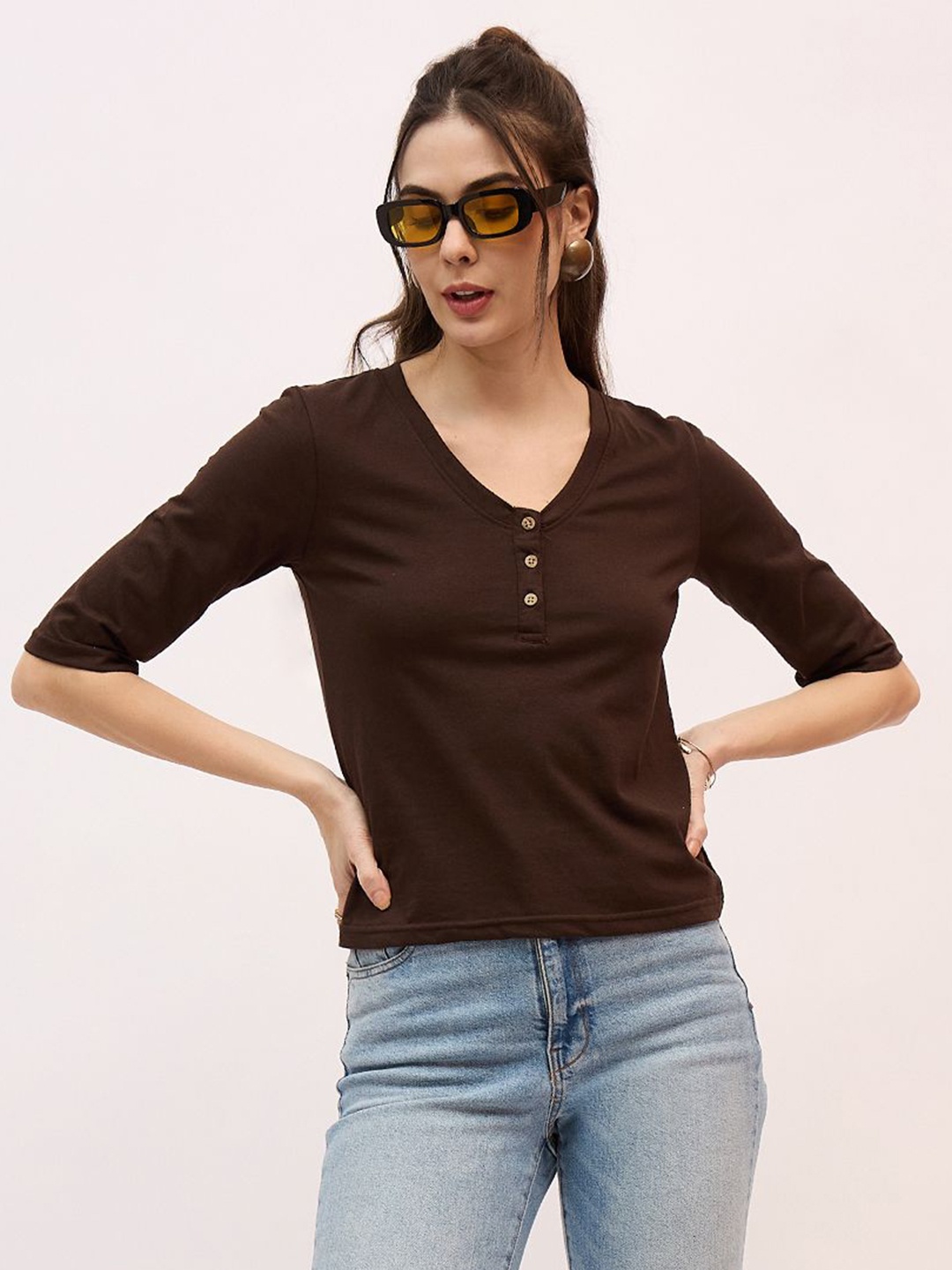 

DressBerry Women V-Neck Pockets T-shirt, Brown