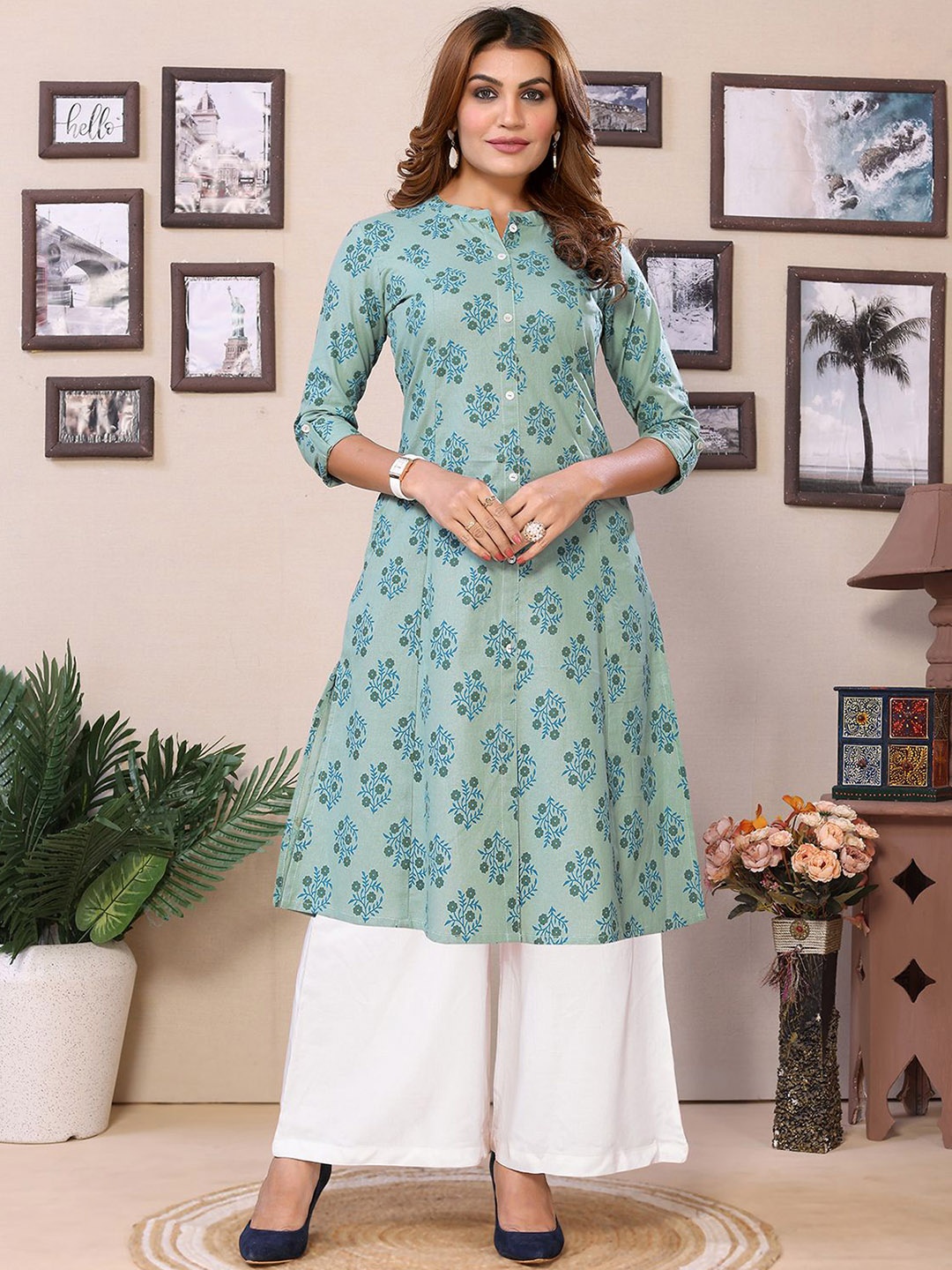 

Rangita Floral Printed Mandarin Collar Cotton Straight Kurta, Green